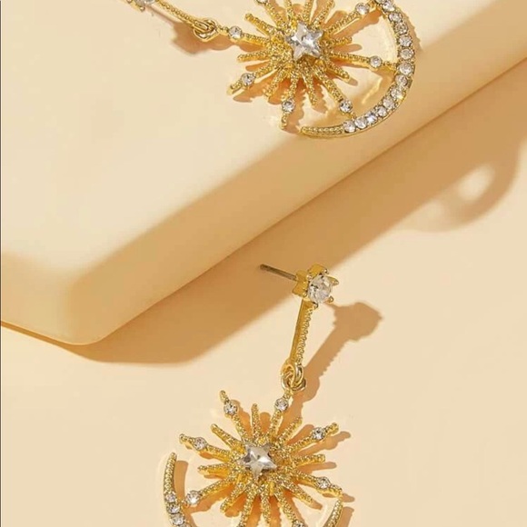 Rhinestone Moon & Star Drop Earrings - Picture 8 of 9